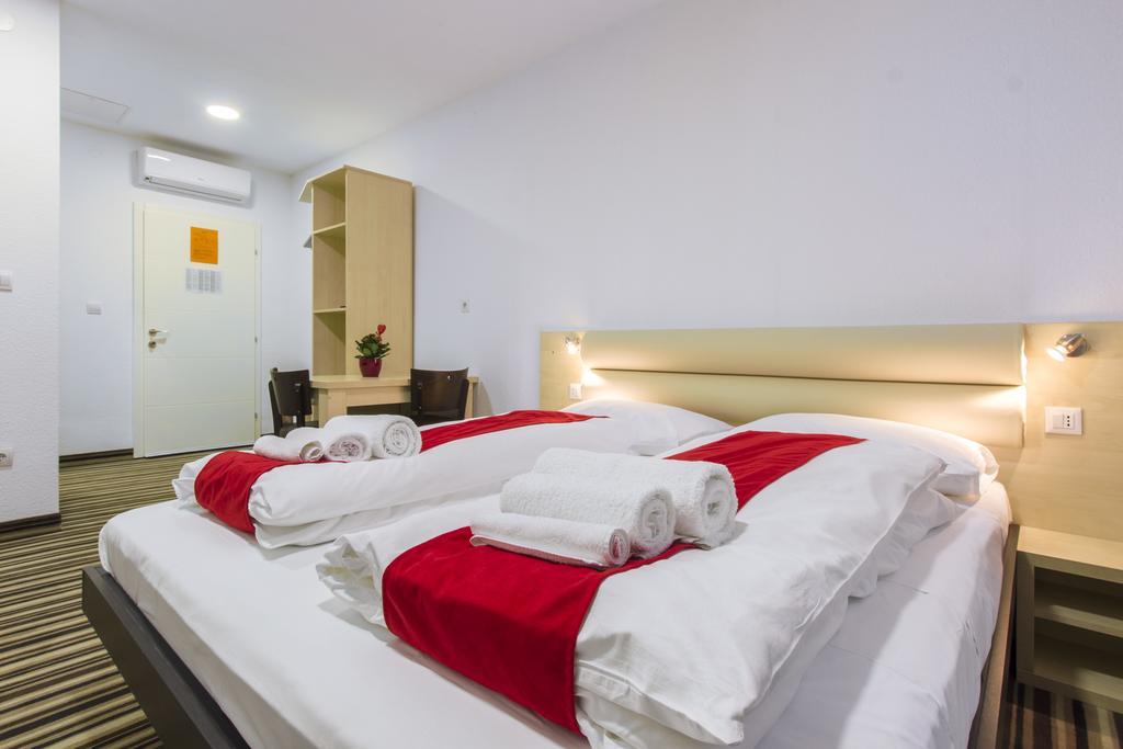 Parkcity Rooms Šibenik Exterior foto