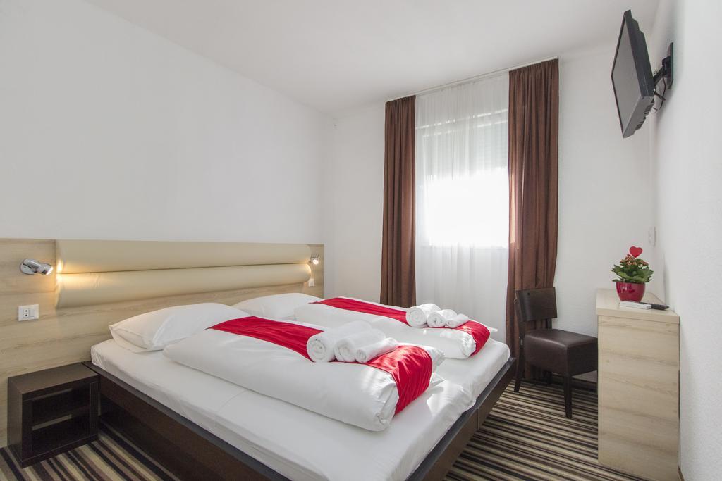 Parkcity Rooms Šibenik Exterior foto